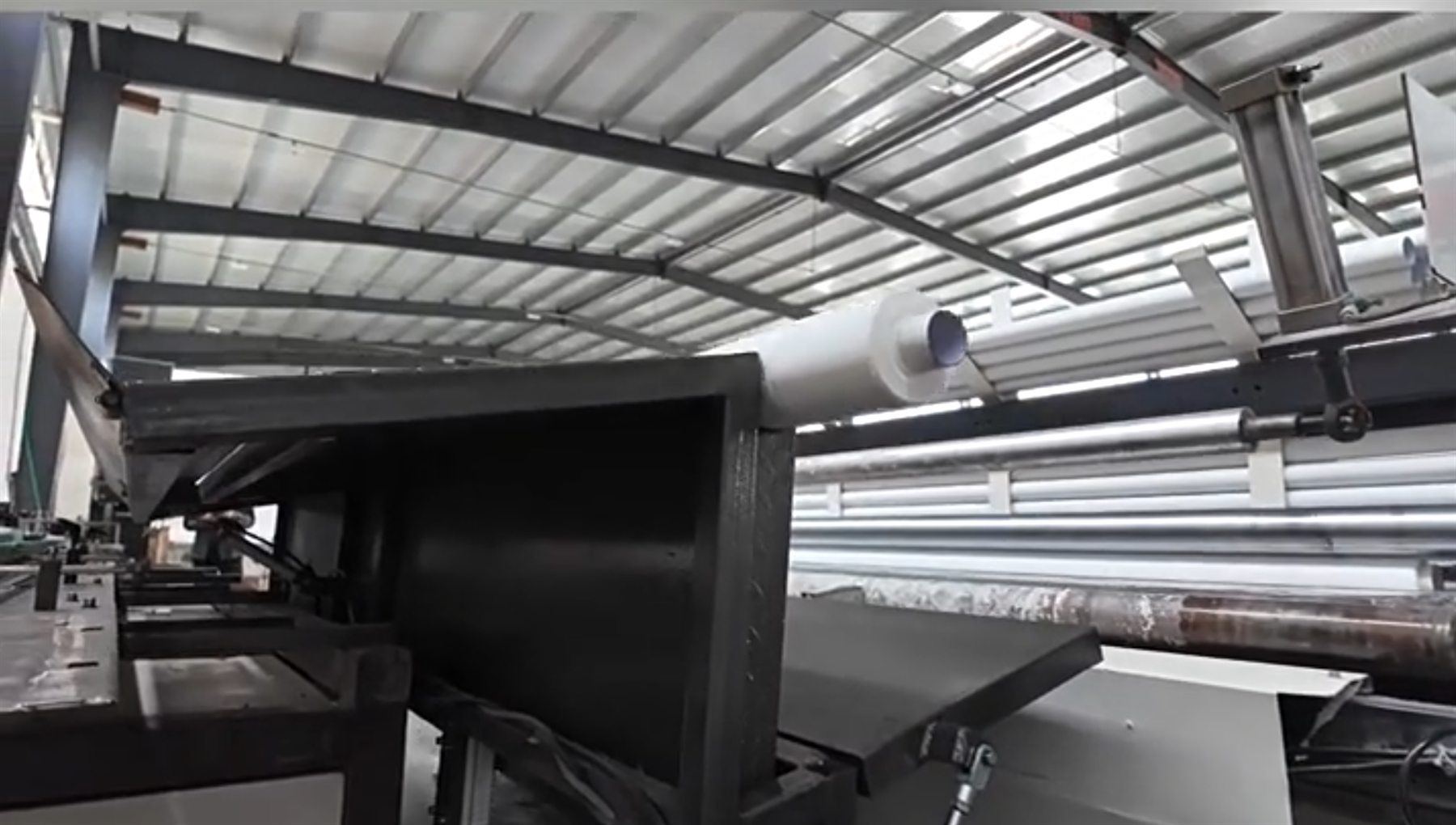 Large tissue converting equipment inside supplier factory